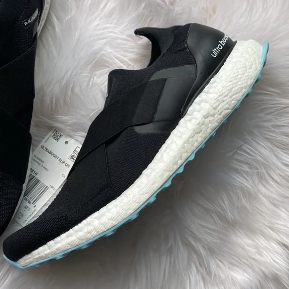 Women’s adidas ultraboost 5.0 DNA Running black-white-blue - Picture 2 of 11